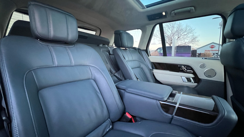 Land Rover Range Rover 3.0 D300 Autobiography 4dr Auto Diesel Estate